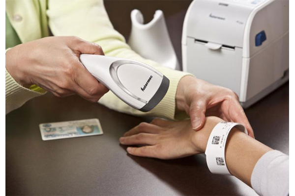 Thermal Wristband Can Be Customized With RFID