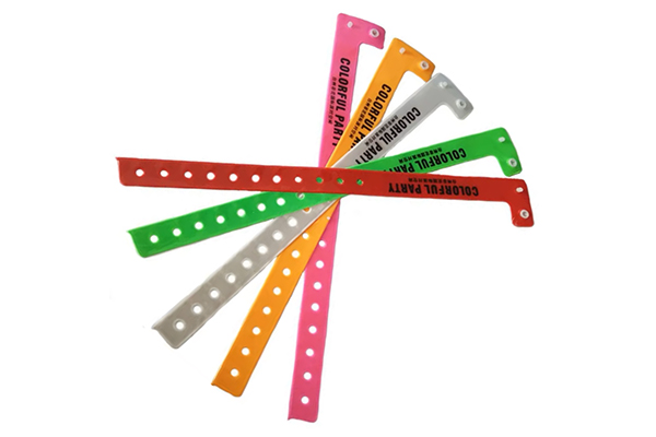 PVC Entertainment Wristband Can Be Customized With RFID