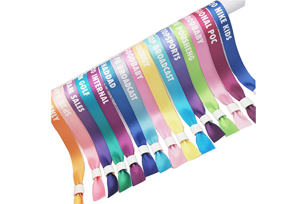 Ribbon Entertainment Wristband Can Be Customized With RFID