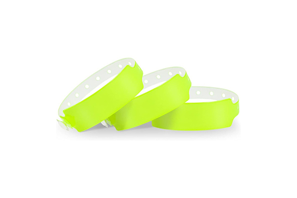 Discuss the edge processing technology of pvc medical wristband from the perspective of wearing comfort